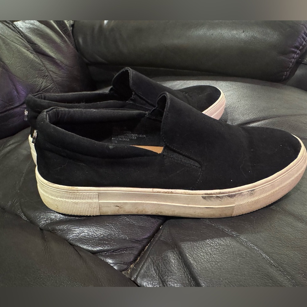 Steve Madden Gillis slip on shoes size 8.5 black women’s